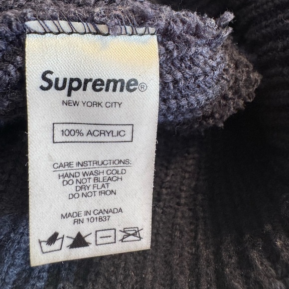 Supreme Navy Ribbed Beanie - Picture 5 of 5